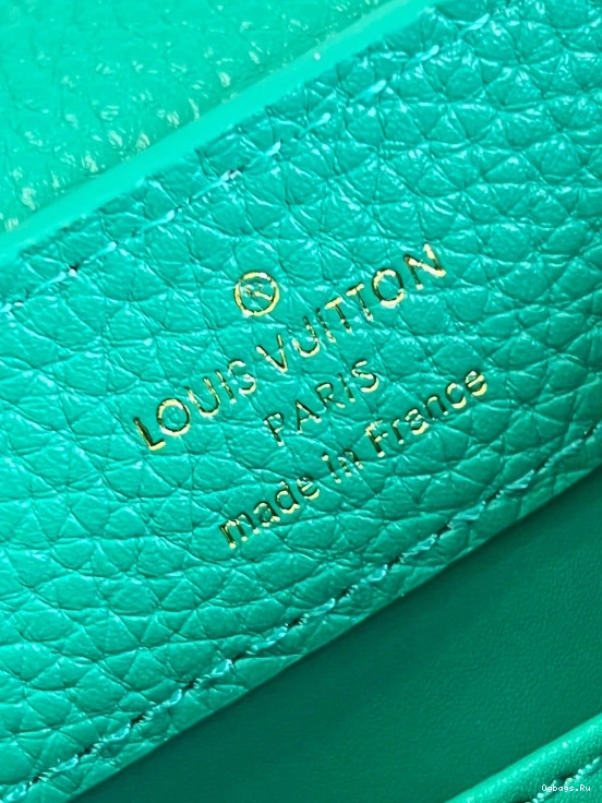 LOUIS MINI CAPUCINES VUITTON 0407